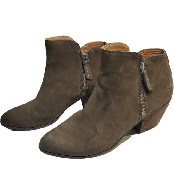Frye | Judith, Suede Pull on Side Zip Ankle Boots | Size 9